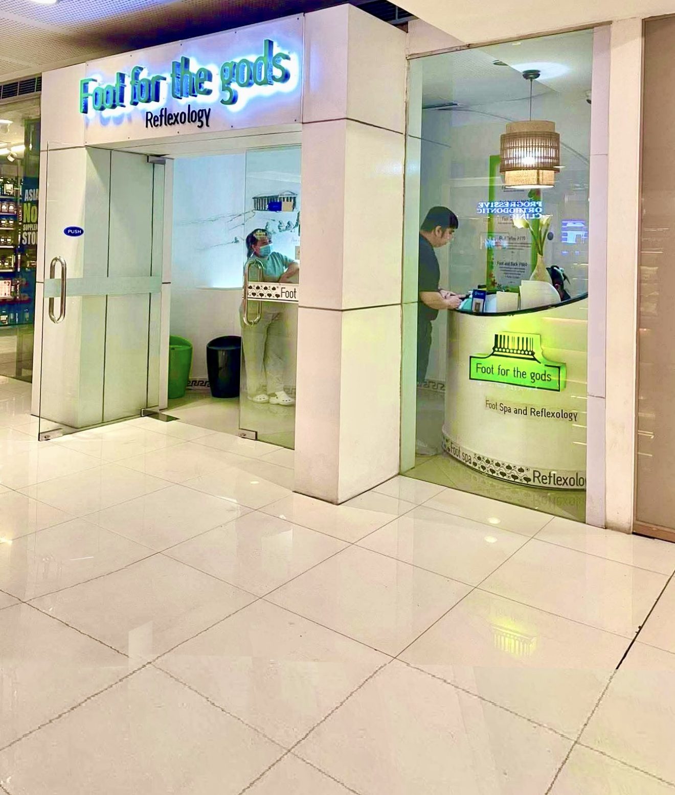 Foot for the gods storefront at SM Megamall